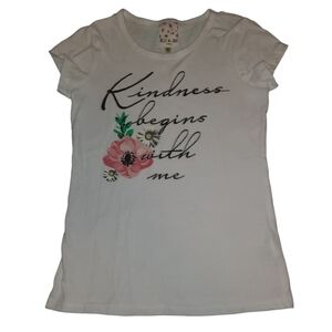 Belle du Jour Girls White Tee Size Small